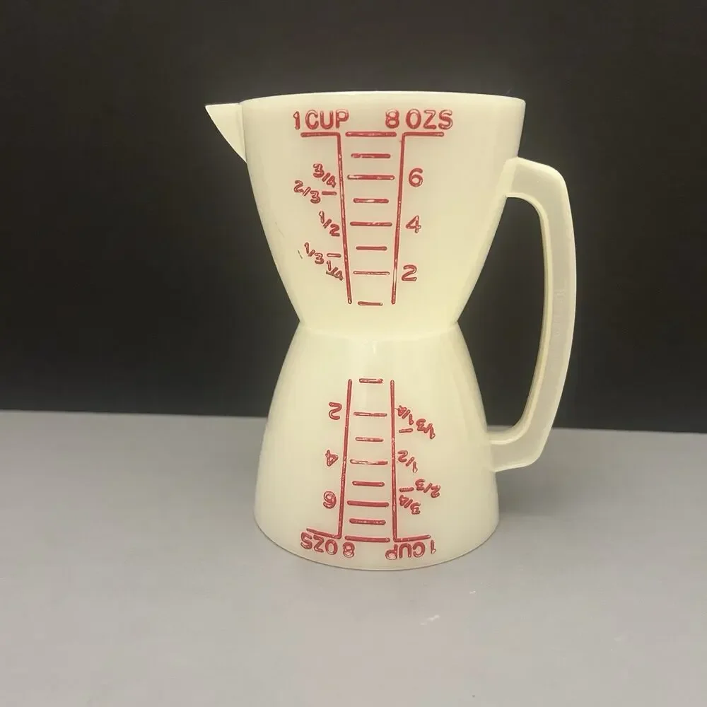 Vintage Tupperware Wet and Dry Twin Measuring Double 1 Cup/8 oz Red Letters